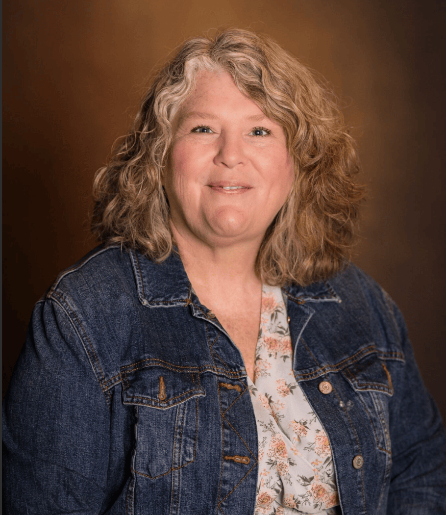 Cindy Sharpe – Elementary Director